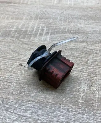 Mercedes-Benz E W211 Radiator mount bracket A0009912595