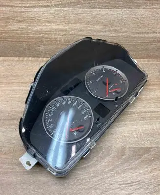 Volvo V50 Speedometer (instrument cluster) 30786344 8602879