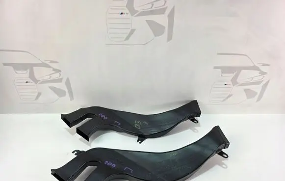 BMW X7 G07 Cabin air duct channel 