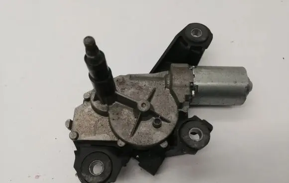Nissan Qashqai Rear window wiper motor 28710JD000