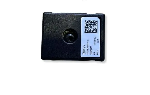 BMW X3 G01 Aerial antenna amplifier 9389559 92870811 94124