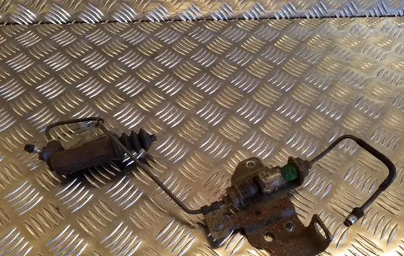 Toyota Corolla Verso E121 Clutch slave cylinder 