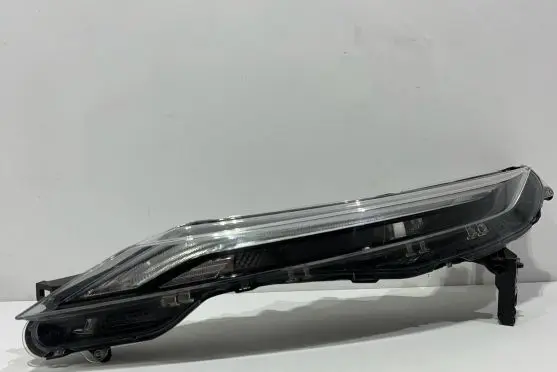 Nissan Juke II F16 Headlight/headlamp 90170974