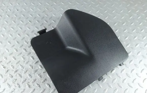 Suzuki Swift III Other trunk/boot trim element 7631152R0 7631152R005PK 7631152R00