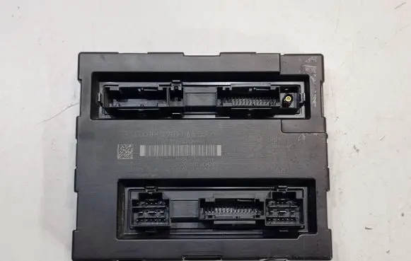 Audi A4 S4 B8 8K Comfort/convenience module 8K0907064DP