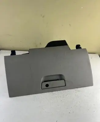 Jeep Grand Cherokee (WK) Glove box 5JY771D1AI 10513108
