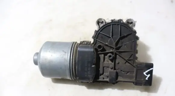 Peugeot 207 Wiper motor 0390241540