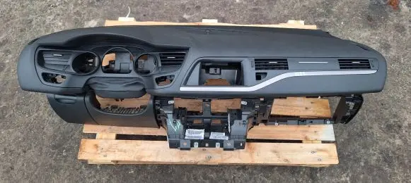 Citroen C5 Dashboard 9682190980 63040113