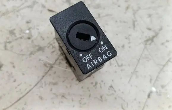 Volkswagen PASSAT CC Passenger airbag on/off switch 3C0919237B