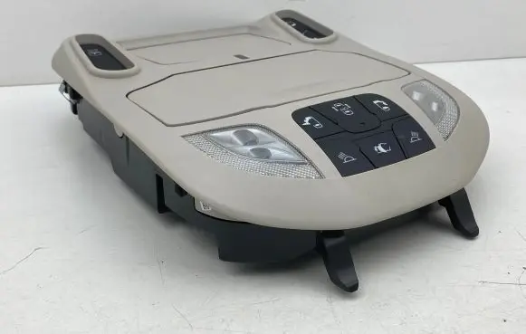 Chrysler Pacifica Front seat light 6ES97PD2AC