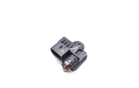 BMW X3 F25 Glow plug pre-heat relay 7810856 0522120103 781085603