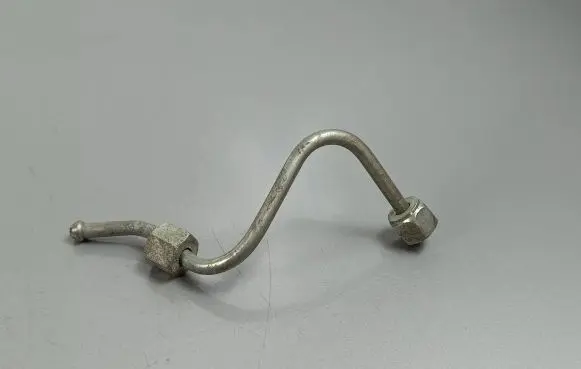 Mitsubishi Eclipse Cross Fuel injector supply line/pipe 