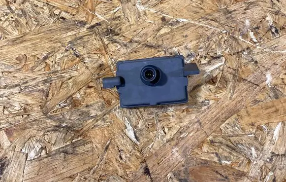 Porsche Cayenne (9Y0 9Y3) Night vision camera 95890721700 4n0907217a
