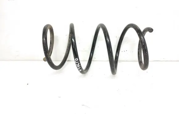 Volkswagen Golf VII Front coil spring