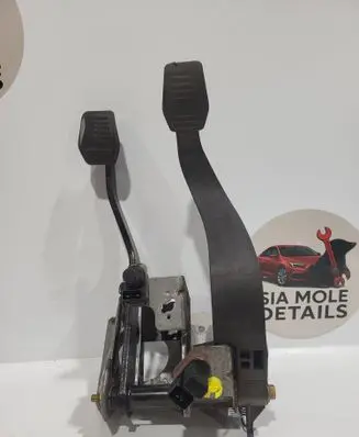 Ford Fiesta Brake pedal 2s612450 2S617A543AC