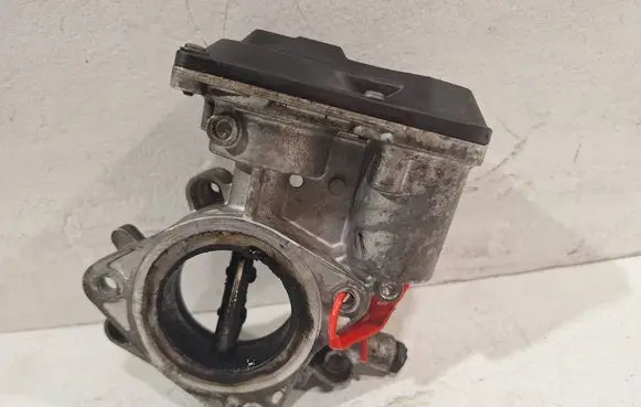 Opel Insignia A Throttle body valve 55564164