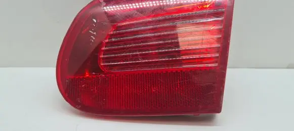 Volkswagen Eos Tailgate rear/tail lights 1Q0945094A