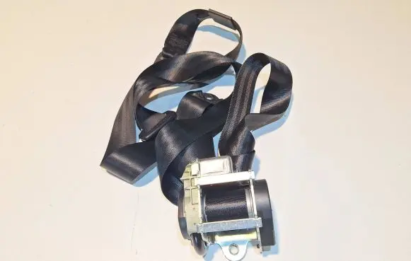 Audi Q7 4L Front seatbelt 606727200