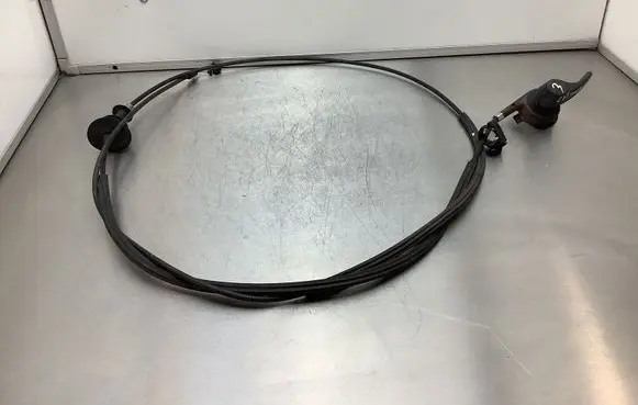 Renault Laguna III Engine bonnet/hood lock release cable