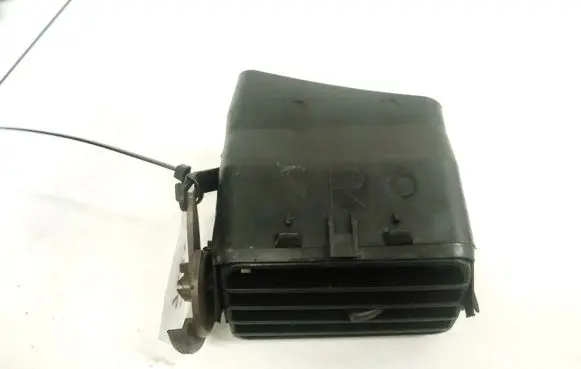 Subaru Legacy Dash center air vent grill