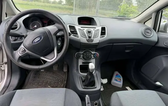 Ford Fiesta Dashboard 