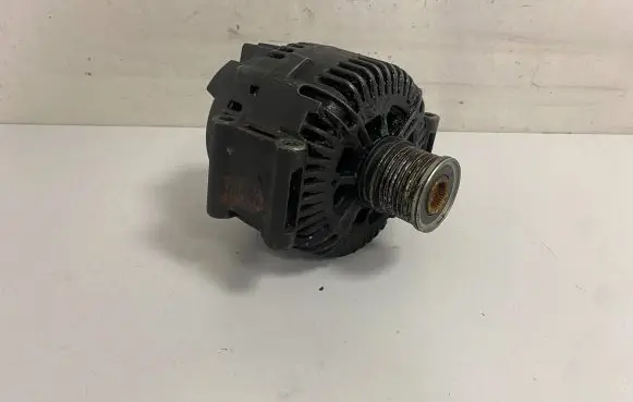 Mercedes-Benz C W203 Generator/alternator A6421540402 TG17C030 E6202D02