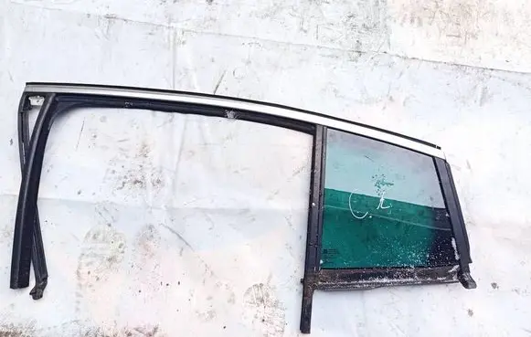 Opel Insignia B Rear vent window glass AS3