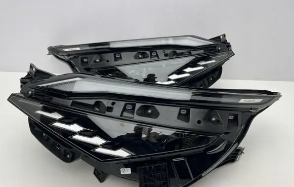 Nissan Qashqai J12 Headlight/headlamp 26060