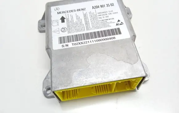 Mercedes-Benz C W204 Airbag control unit/module 5WK44524 A2049013502