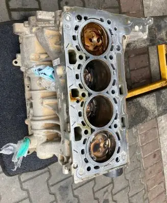 Mini One - Cooper F56 F55 Engine block 7647109
