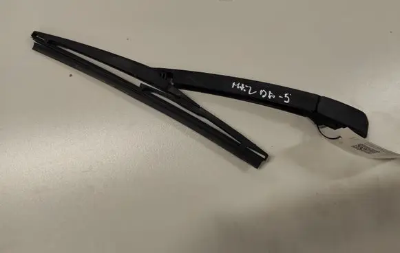 Mazda 5 Rear wiper blade 0943K2