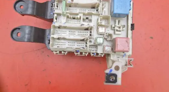 Toyota Avensis Verso Fuse box set 82730-05170-C