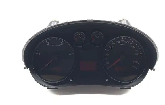Audi A2 Speedometer (instrument cluster) 8Z0920900