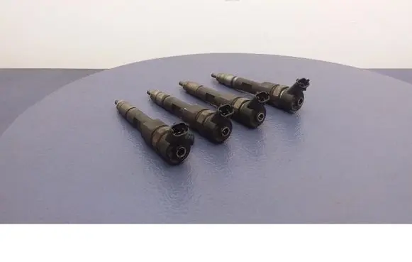 Fuel injector