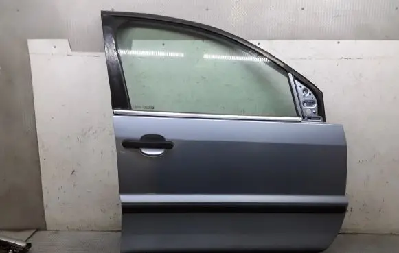 Ford Fusion Front door