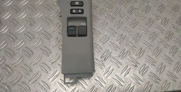 Toyota Yaris Electric window control switch 742320D110