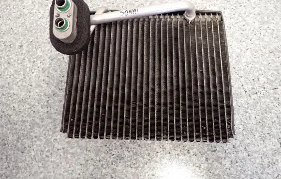Air conditioning (A/C) radiator (interior)