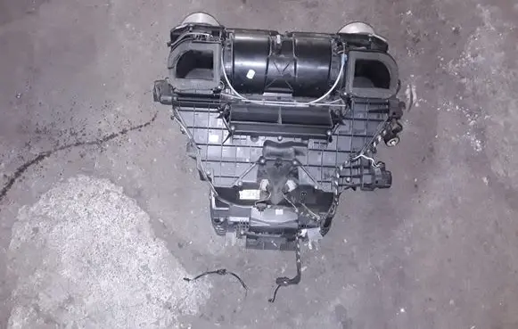 BMW 5 E39 Interior heater climate box assembly 64118373141 8373141