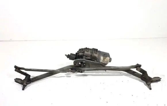 Volkswagen PASSAT B5.5 Front wiper linkage and motor 3B1955113D