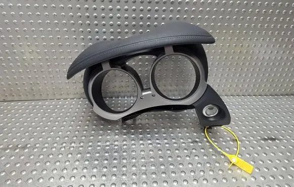 Nissan Juke I F15 Dashboard trim 682401KZ0A