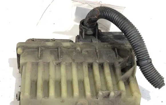 Opel Zafira A Fan control module 24410130
