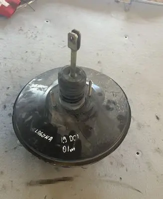Renault Laguna II Brake booster