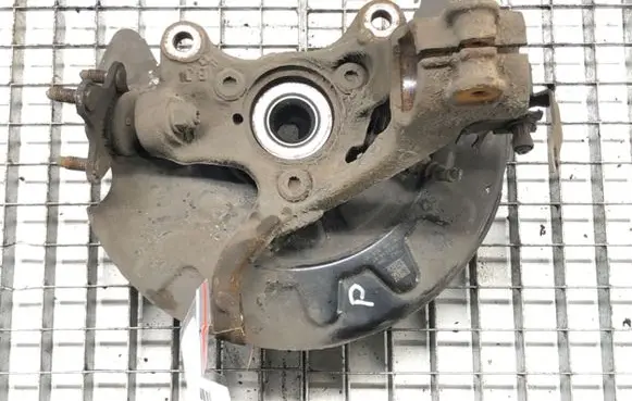 Skoda Octavia Mk3 (5E) Front wheel hub spindle knuckle