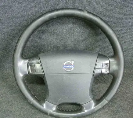 Volvo V70 Steering wheel