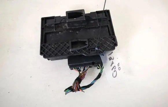 Volkswagen Polo IV 9N3 Comfort/convenience module 6q0959433h 5dk008127-01