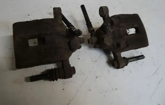 KIA Sportage Rear brake caliper