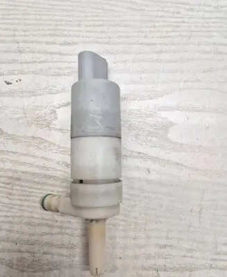 Opel Insignia A Windscreen/windshield washer pump 315569428 13250289