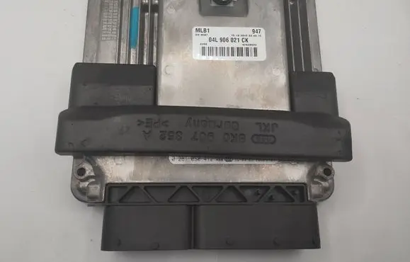 Audi Q5 SQ5 Engine control unit/module 04L906021CK 42420033