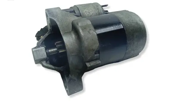 Renault Clio III Starter motor 8200369521KASACJA 8200369521