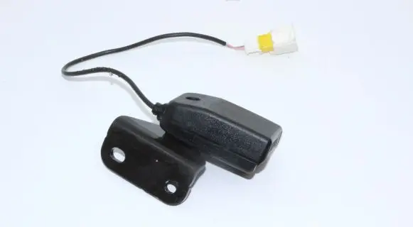Peugeot RCZ Middle seatbelt buckle (rear) 